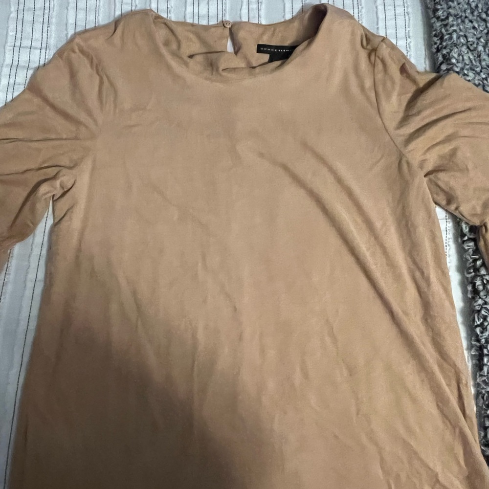 Tan long sleeved blouse with sleeves